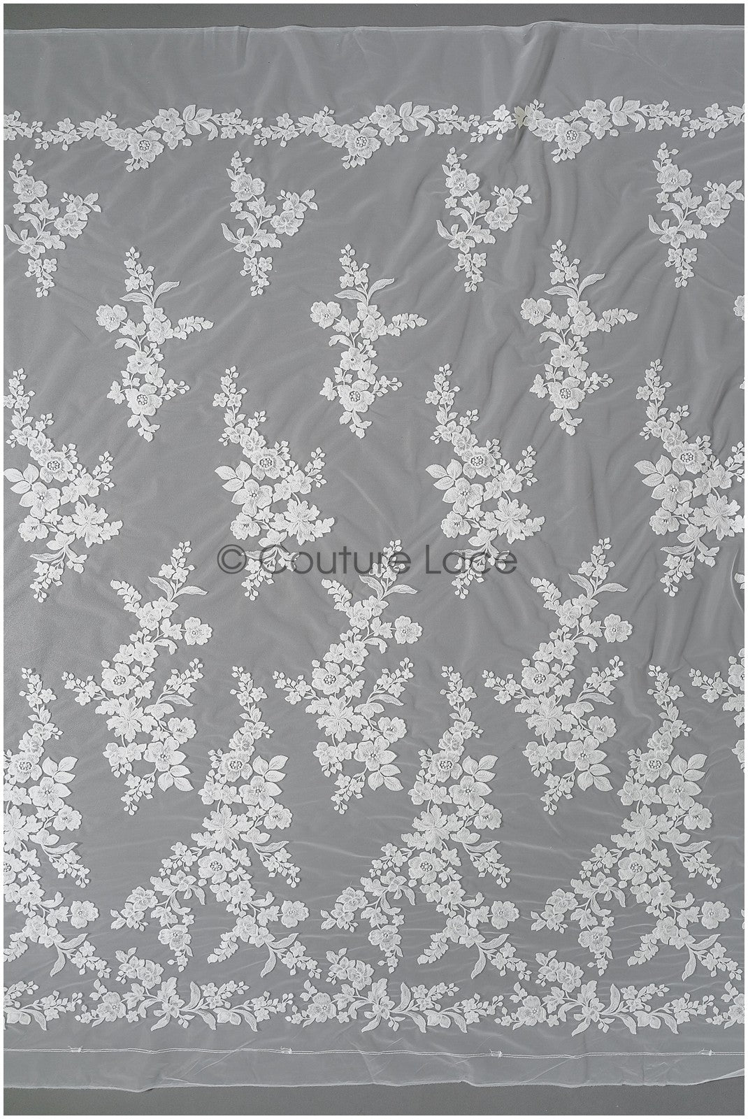 Wunderschöner Spitzenstoff mit verziertem Muster auf gepunkteter Tüllbasis/Couture-Spitzenstoff/verzierte Brautspitze// L22-438