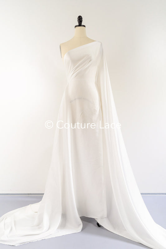 Leicht glänzender Chiffon Stoff 50% Viskose 50% Polyester – Ideal für Brautkleider & Nachtwäsche // R-134