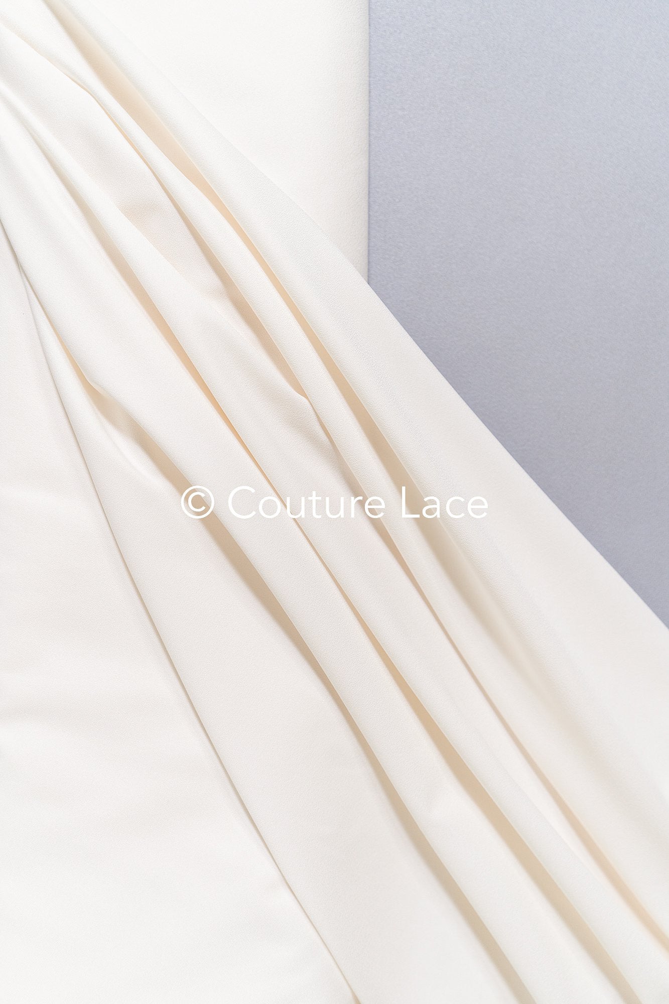Stretch crepe fabric for wedding dresses – High-quality elastic fabric for creative wedding designs | Ideal for bridal wear and dresses // R-195