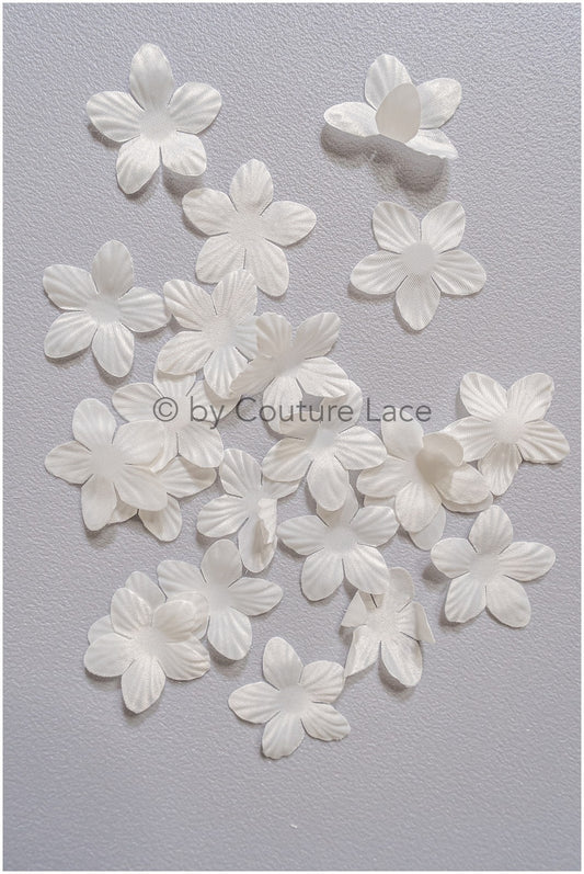 11g. Fleurs de dentelle 3D/ Coudre sur des fleurs 3D/ Applique de dentelle de fleurs 3D/ Applique de dentelle de robe de mariée// A24-436