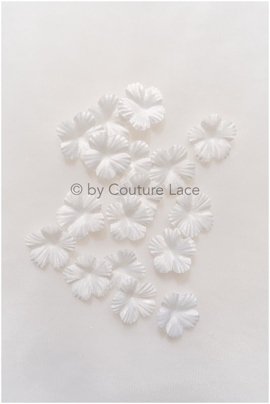 9g. Fleurs de dentelle 3D/ Coudre sur des fleurs 3D/ Applique de dentelle de fleurs 3D/ Applique de dentelle de robe de mariée// A24-438