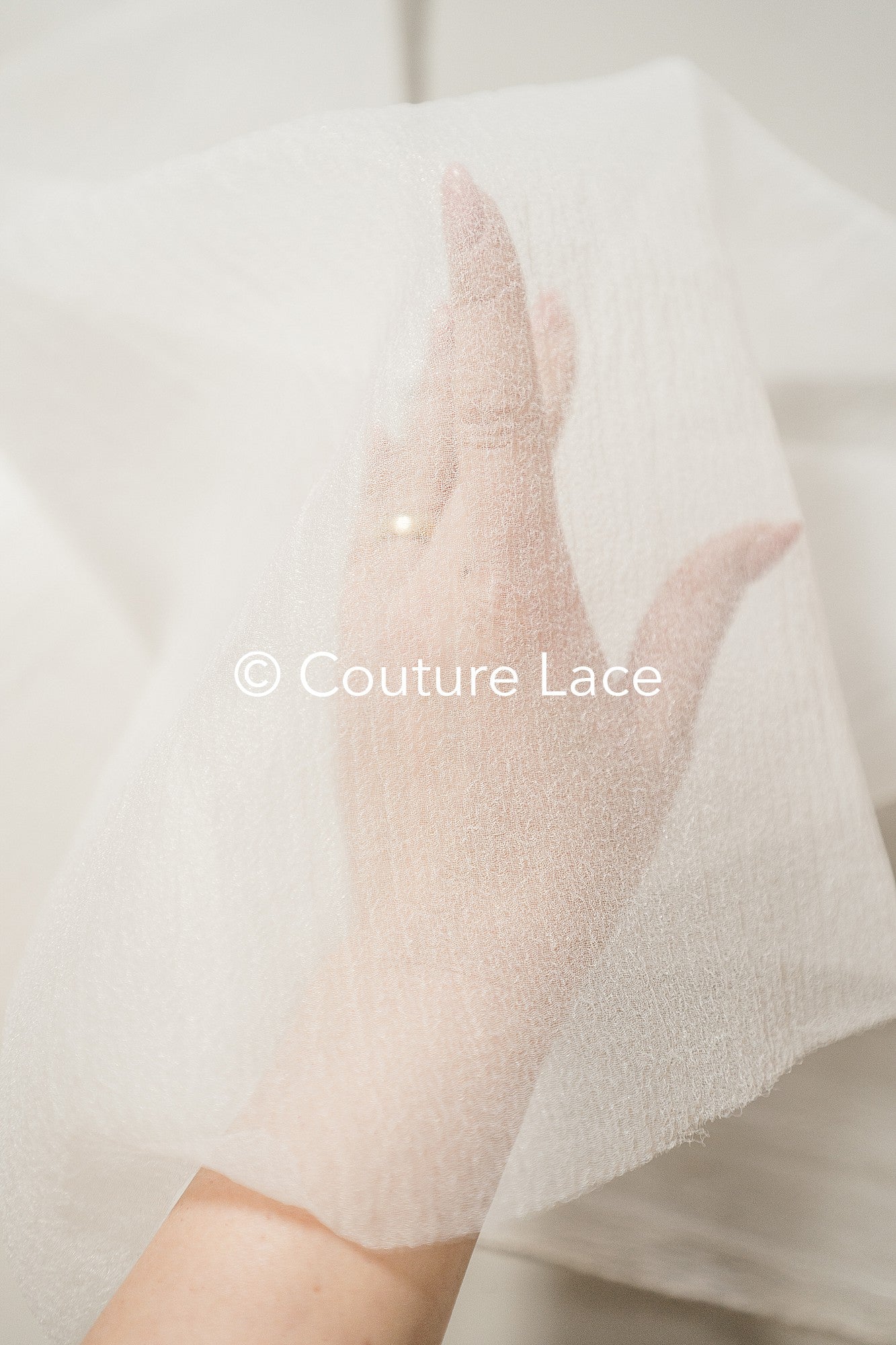 Crashed/Crinkle Organza Fabric – Ideal for voluminous wedding dresses & decorations // R-057