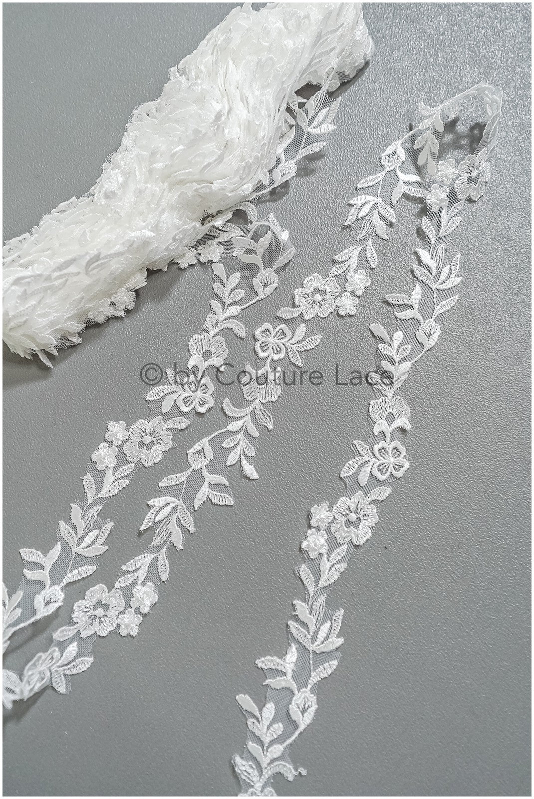 Brautspitze Borte Weiß/ Spitzenborte off-white / Braut Borte/ Spitzenborte für Brautkleid// T24-226