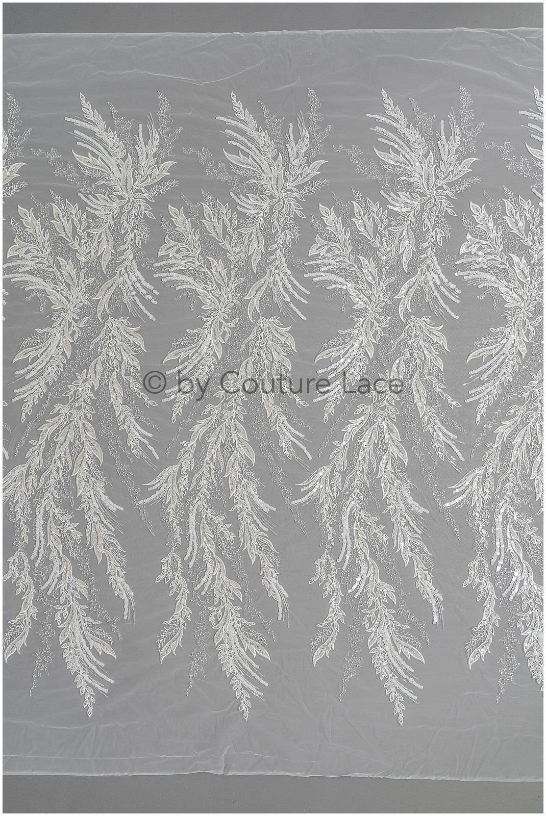 Couture-Spitzenstoff mit Perlen/ floraler Spitzenstoff mit Perlen/ perlenbesetzter Blumen-Spitzenstoff/ L22-506