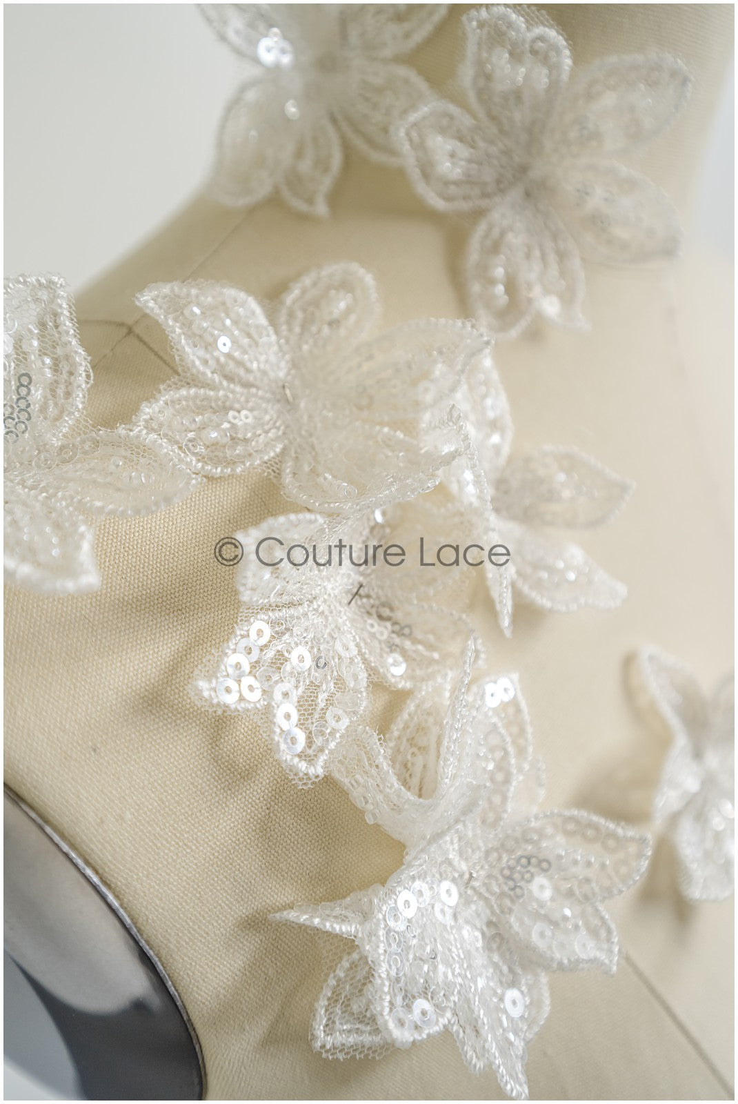 10pcs. Lace flowers for sewing/ 3D flower lace applique/ wedding dress lace applique/ bridal lace// A22-254