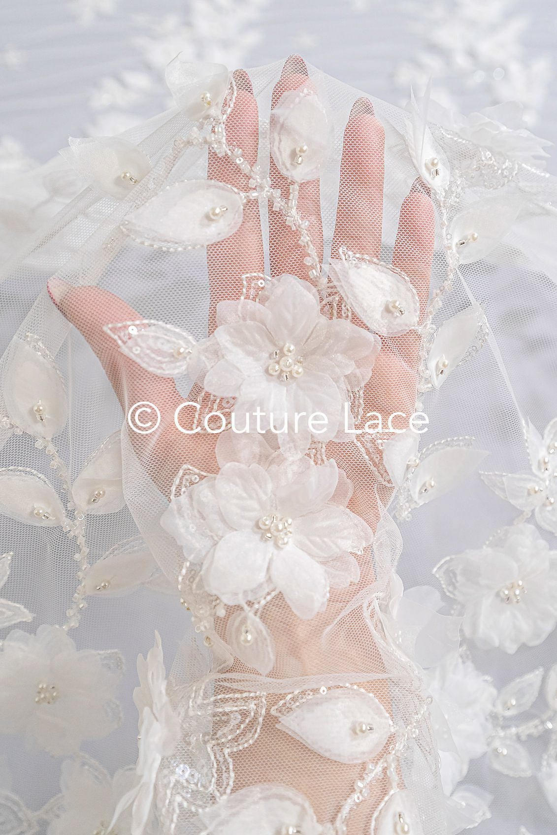 Exquisite Florale Spitze für Brautkleider, Jäckchen und Hochzeitsaccessoires // L25-717