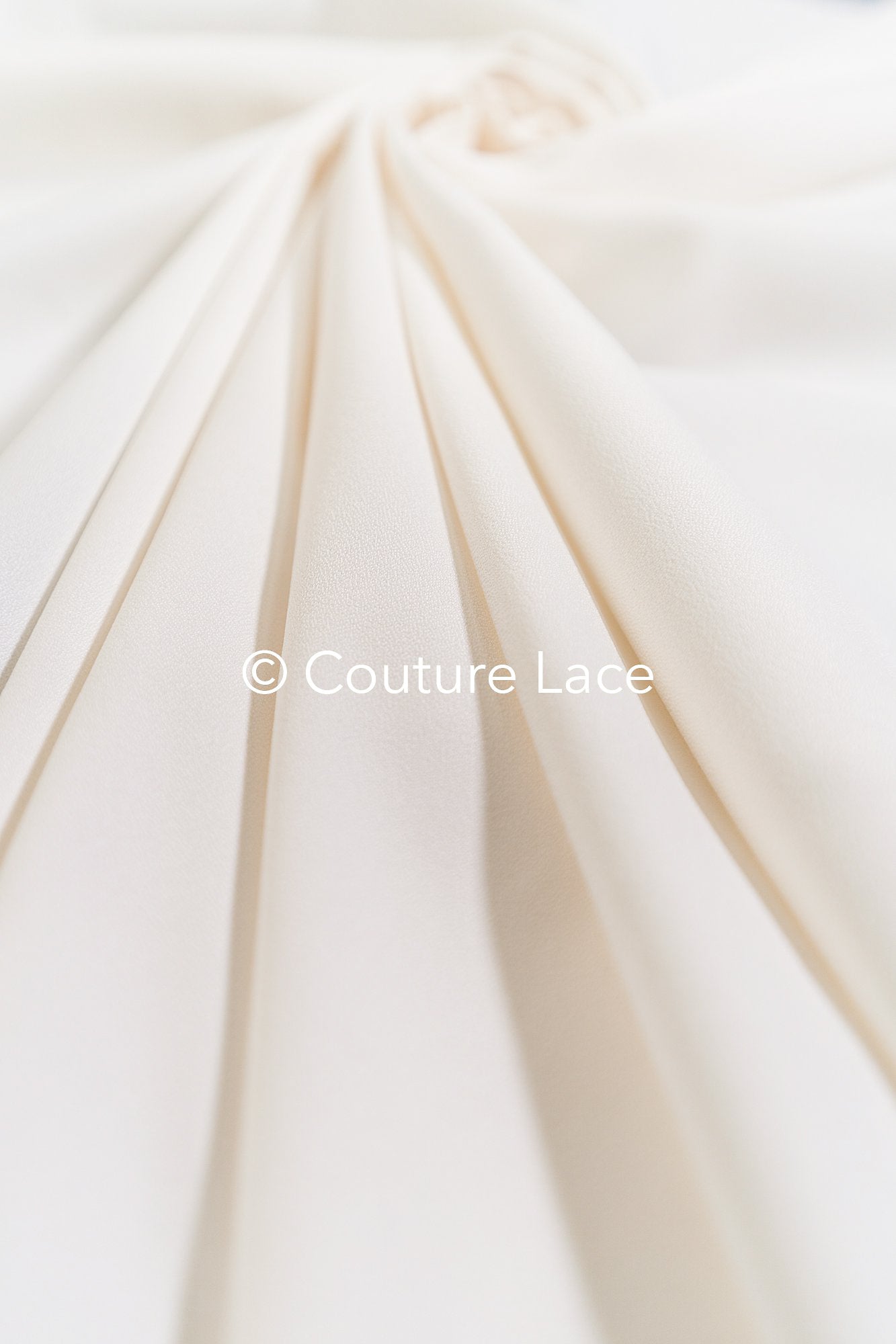 Stretch crepe fabric for wedding dresses – High-quality elastic fabric for creative wedding designs | Ideal for bridal wear and dresses // R-195