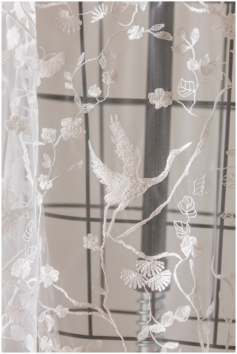 L17-020 // Einzigartiger floraler Brautspitzenstoff mit Vögeln, Blumen, Schmetterlingen, Hochzeitsspitzenstoff, Mira Zwillinger inspiriertes Ass, Brautspitze