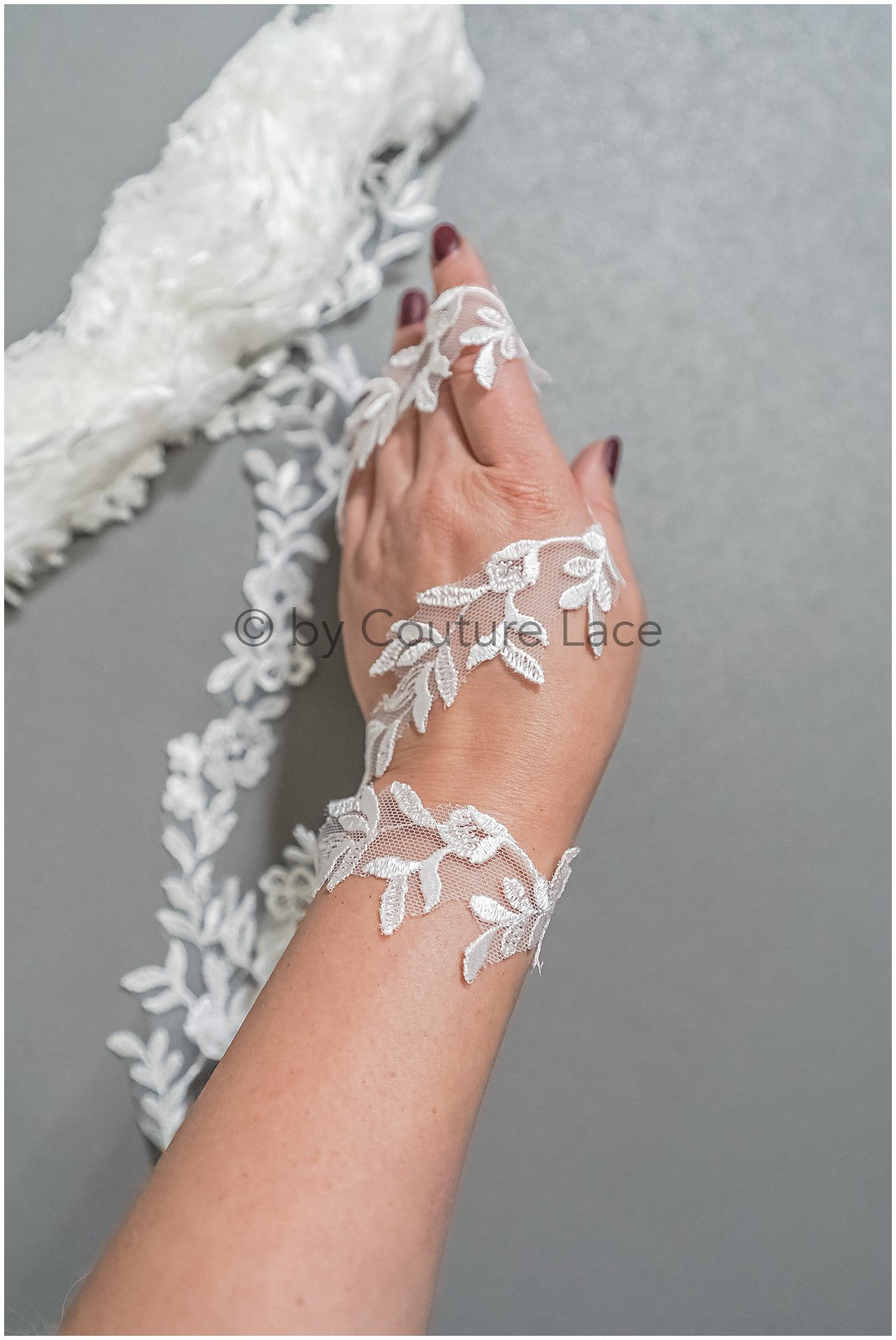 Brautspitze Borte Weiß/ Spitzenborte off-white / Braut Borte/ Spitzenborte für Brautkleid// T24-226