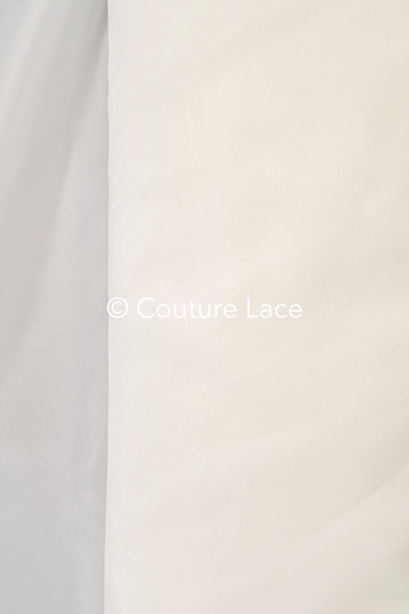 Seiden-glänzender Organza Stoff – Ideal für voluminöse Brautkleider, Röcke & Dekoration// R-055