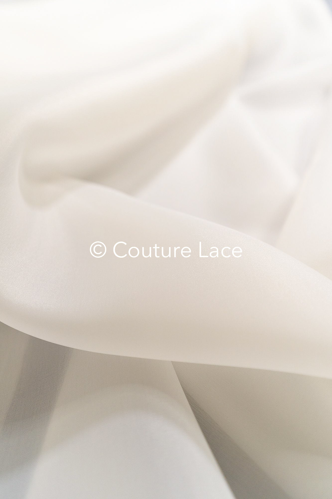 3 meter wide bridal organza fabric – ideal for voluminous wedding dresses, skirts & decoration // R-058