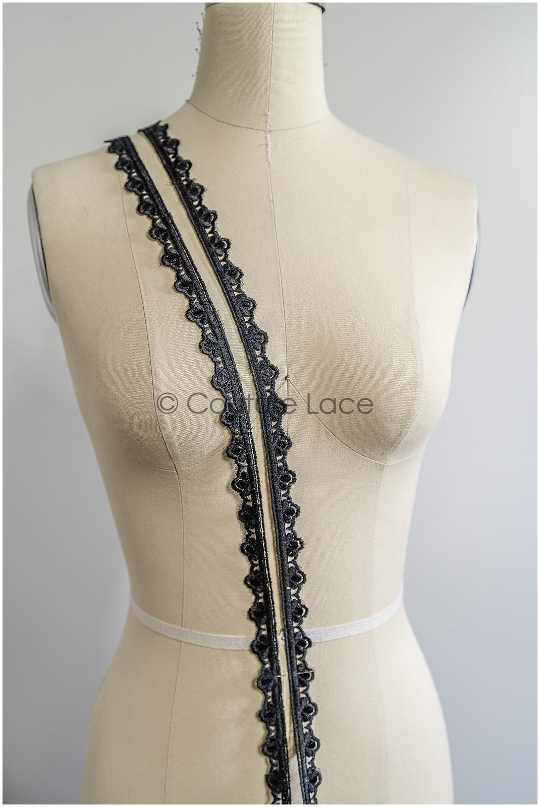 Brautspitze Borte Schwarz/ Spitzenborte schwarz/ Braut Borte/ Spitzenborte für Abendkleid// T24-156