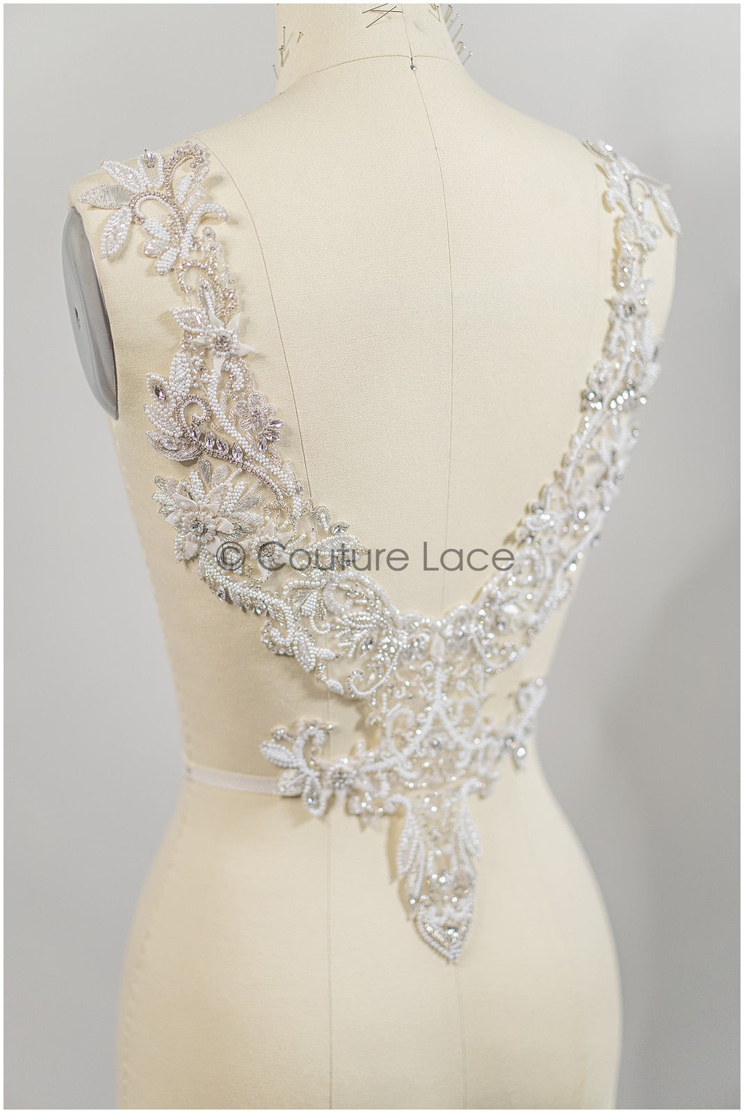 HANDMADE Strassverzierung, Strassapplikation, Couture Perlenkette// E-020