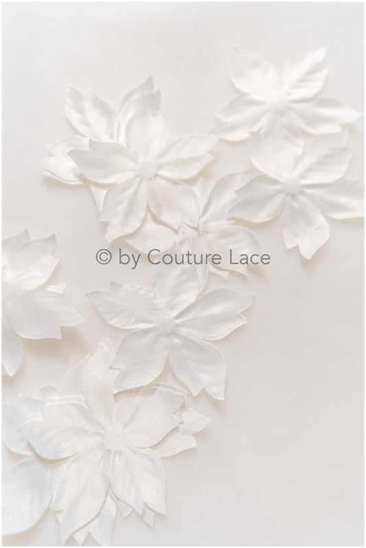 26g. Fleurs de dentelle 3D/ Coudre sur des fleurs 3D/ Applique de dentelle de fleurs 3D/ Applique de dentelle de robe de mariée// A24-442