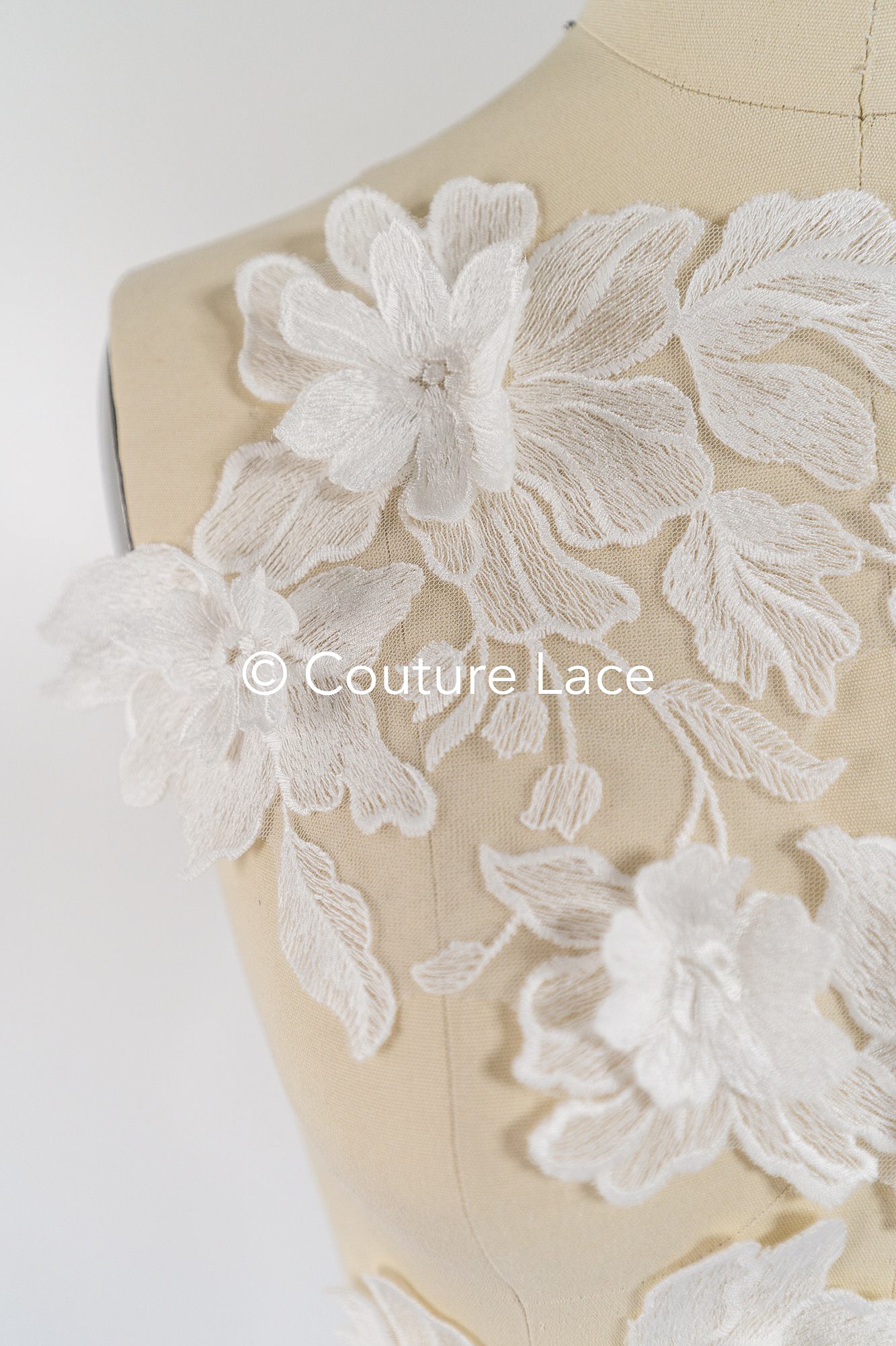 Romantic 3D flower appliqués for wedding dresses/ bridal lace flowers // A25-478