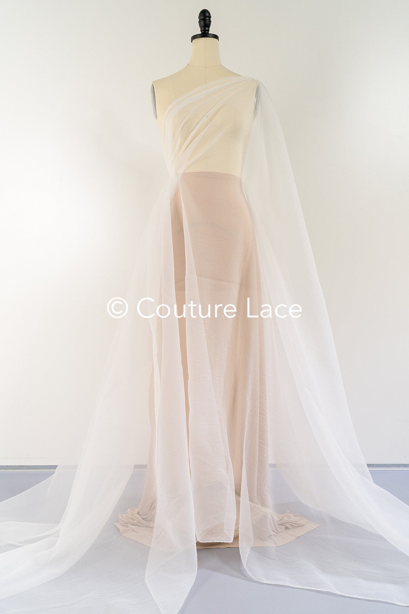 Crashed/Crinkle Organza Fabric – Ideal for voluminous wedding dresses & decorations // R-057
