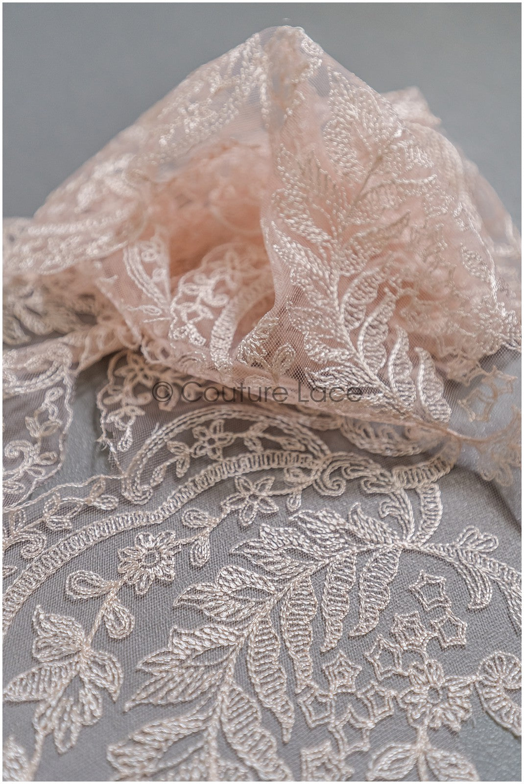 Brautspitze Borte Pfirsich/ Spitzenborte Pfirsich / Spitze Borte/ Spitzenborte für Abendkleid// T24-160