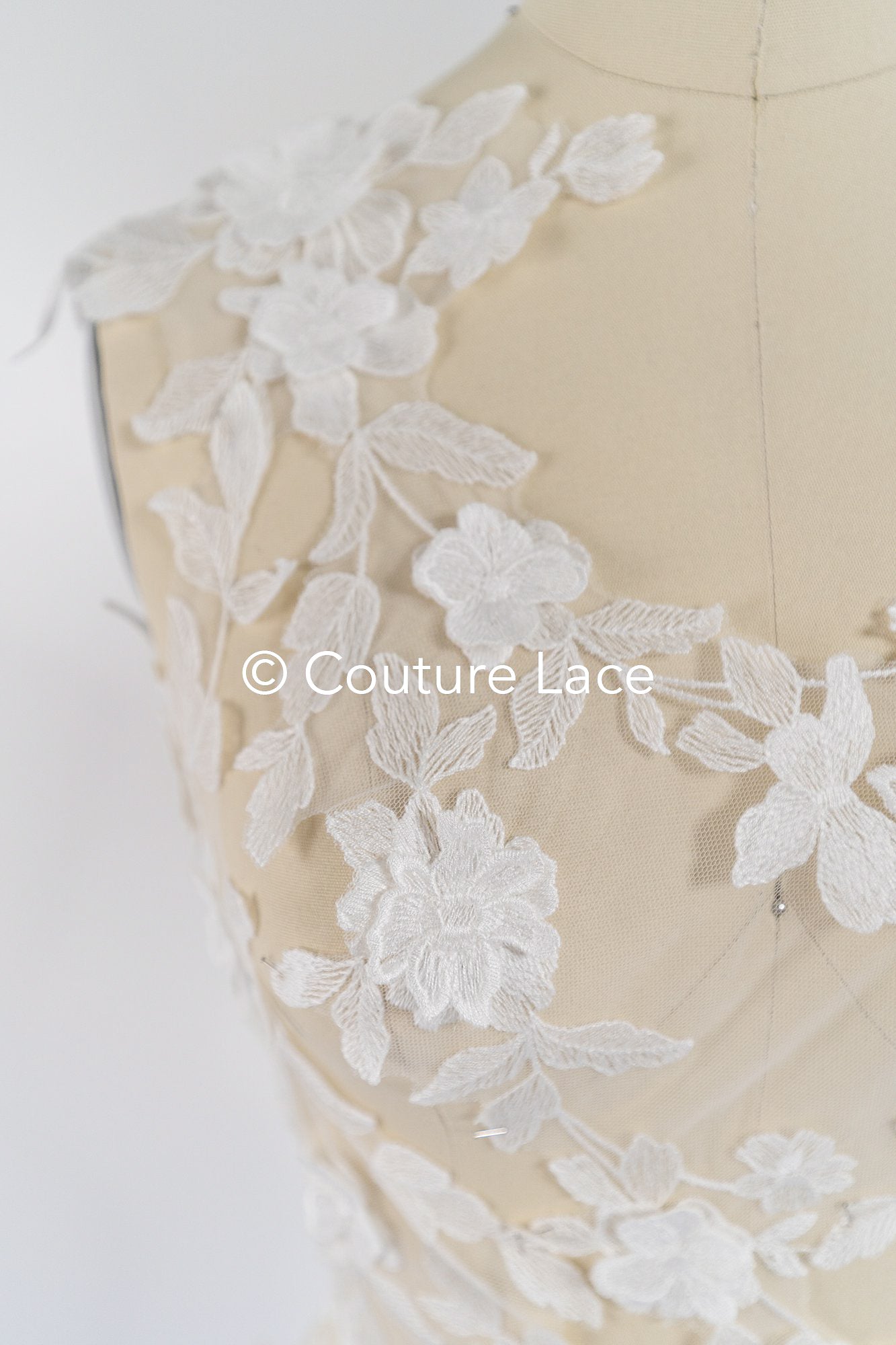 Romantic 3D flower appliqués for wedding dresses/ bridal lace flowers // A25-477