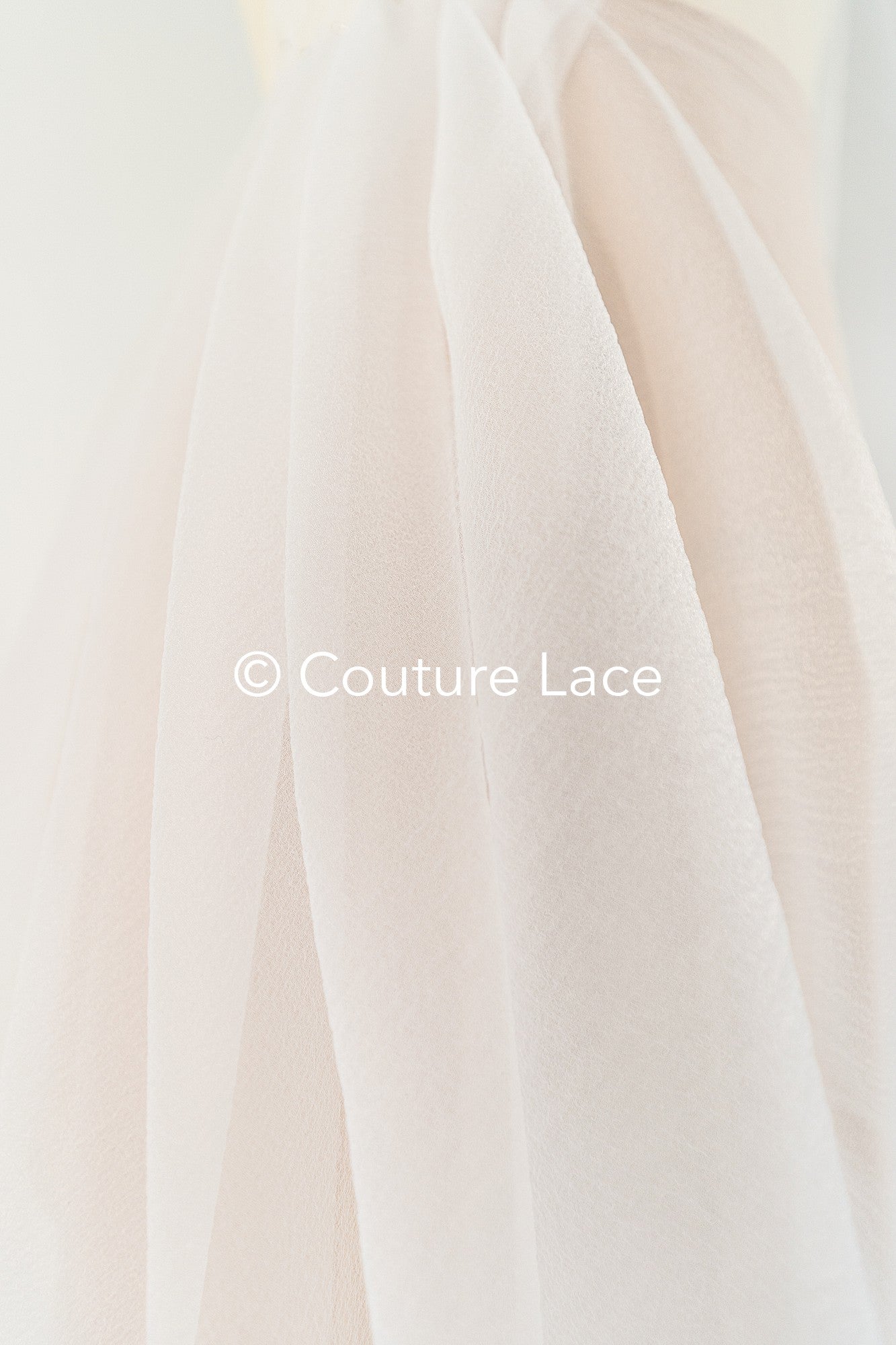 Crashed/Crinkle Organza Fabric – Ideal for voluminous wedding dresses & decorations // R-057