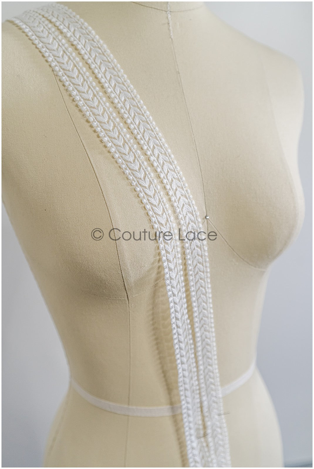 Brautspitze Borte Weiß/ Spitzenborte off-white / Braut Borte/ Spitzenborte für Brautkleid// T24-155Brautspitze Borte Weiß/ Spitzenborte off-white / Braut Borte/ Spitzenborte für Brautkleid// T24-155