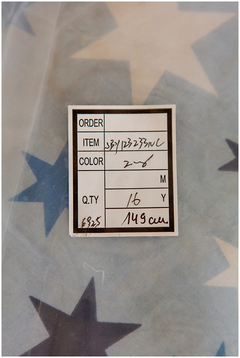 L17-020 // Einzigartiger floraler Brautspitzenstoff mit Vögeln, Blumen, Schmetterlingen, Hochzeitsspitzenstoff, Mira Zwillinger inspiriertes Ass, Brautspitze