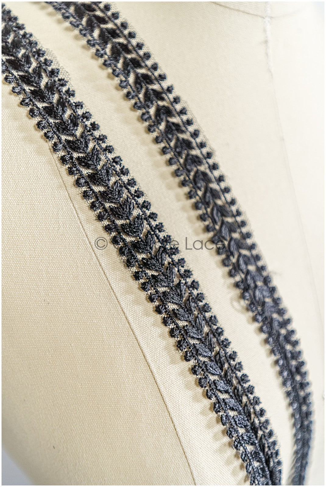 Brautspitze Borte Schwarz/ Spitzenborte/ Brautgürtel Borte/ Spitzenborte für Brautkleid// T24-154