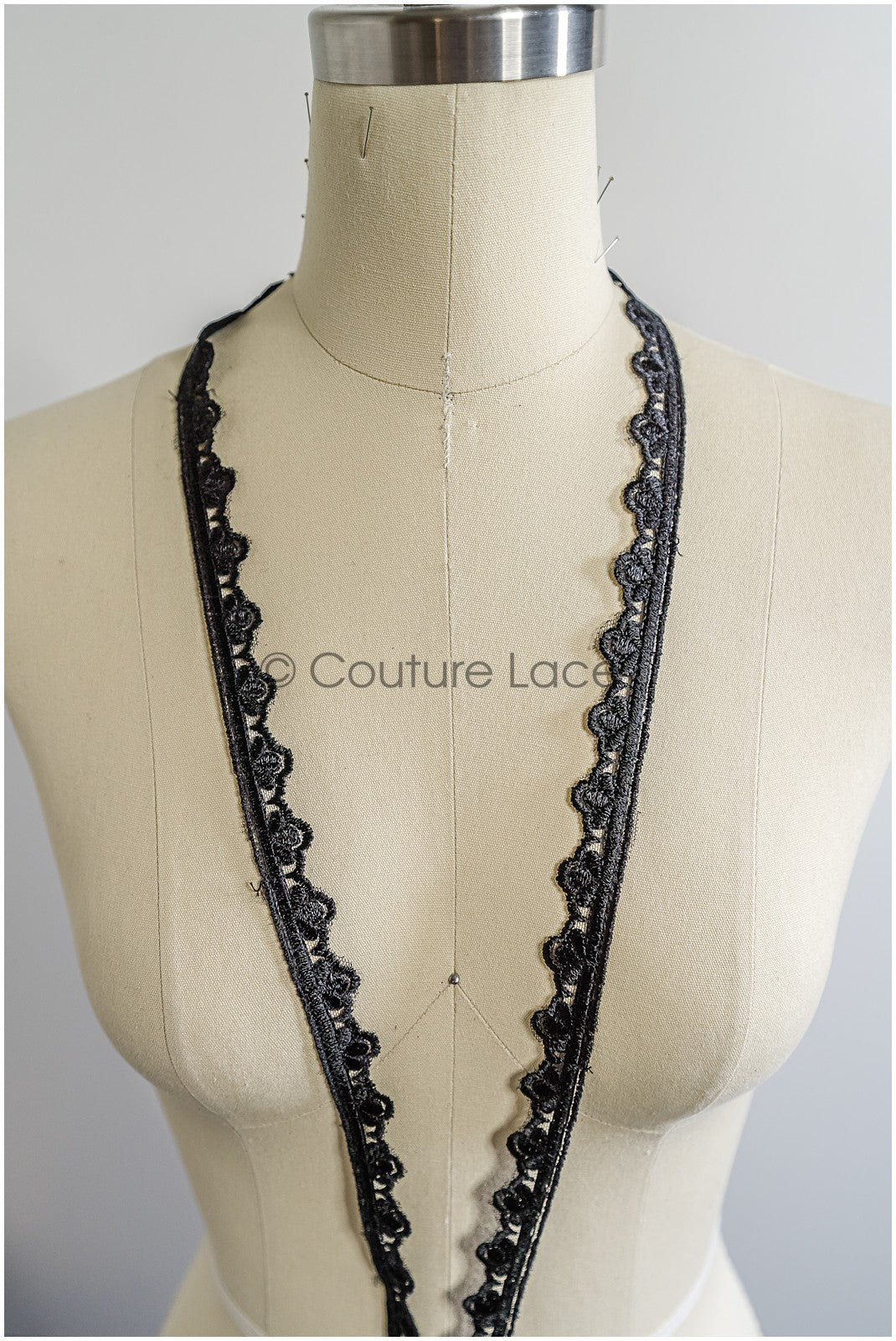 Brautspitze Borte Schwarz/ Spitzenborte schwarz/ Braut Borte/ Spitzenborte für Abendkleid// T24-156