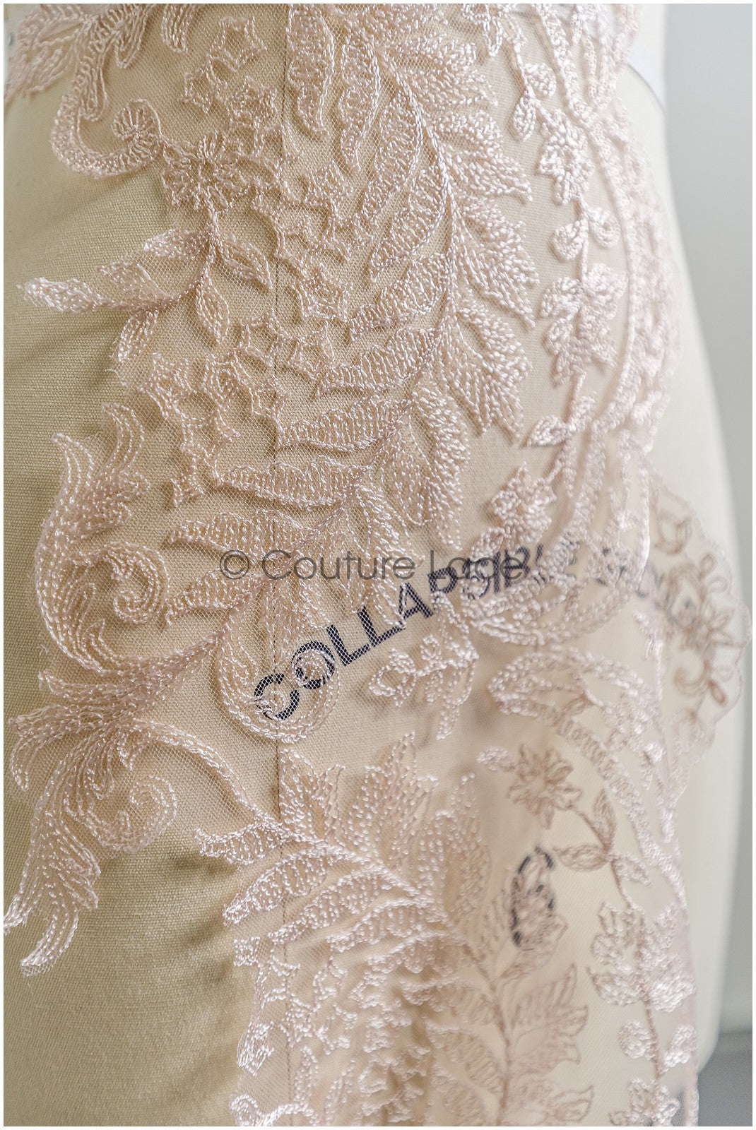 Brautspitze Borte Pfirsich/ Spitzenborte Pfirsich / Spitze Borte/ Spitzenborte für Abendkleid// T24-160