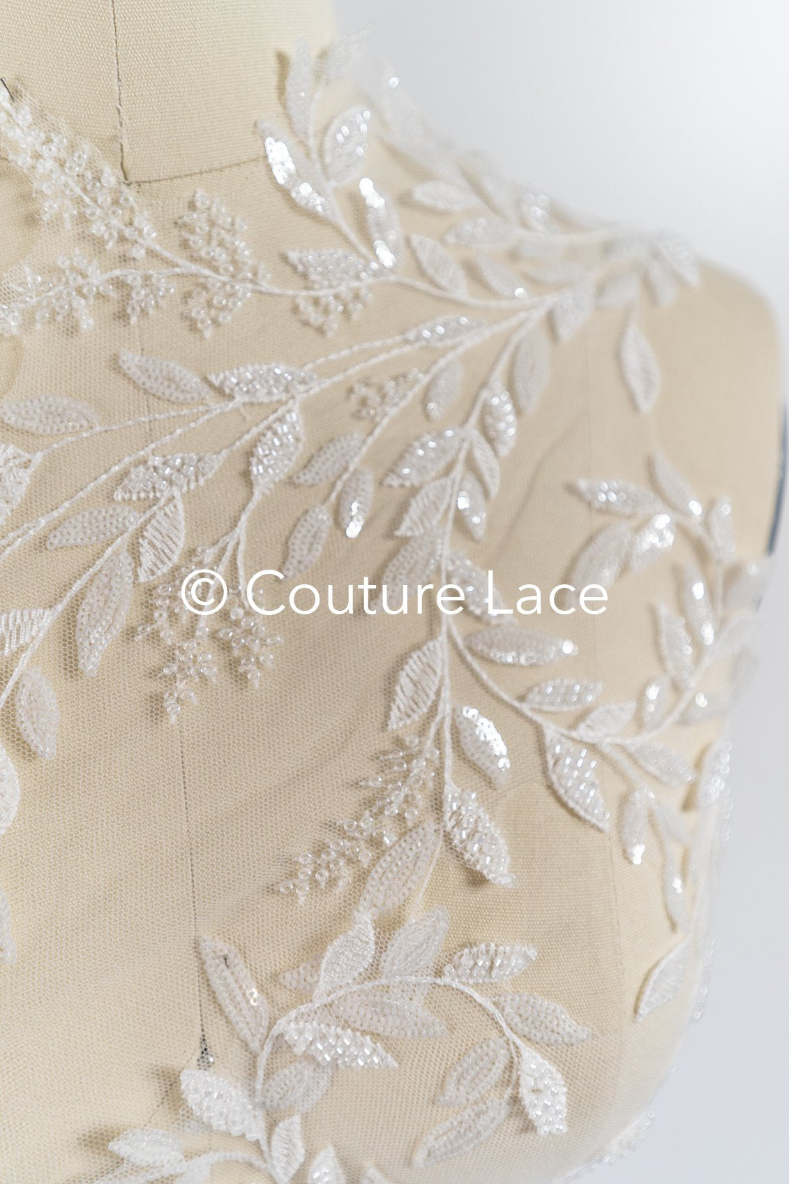 Perlen Applikationen für Brautkleid Off-White/ Blumenspitzen Aufnäher/ bestickte Spitzenapplikationen/ Spitzenapplikationen// A24-216