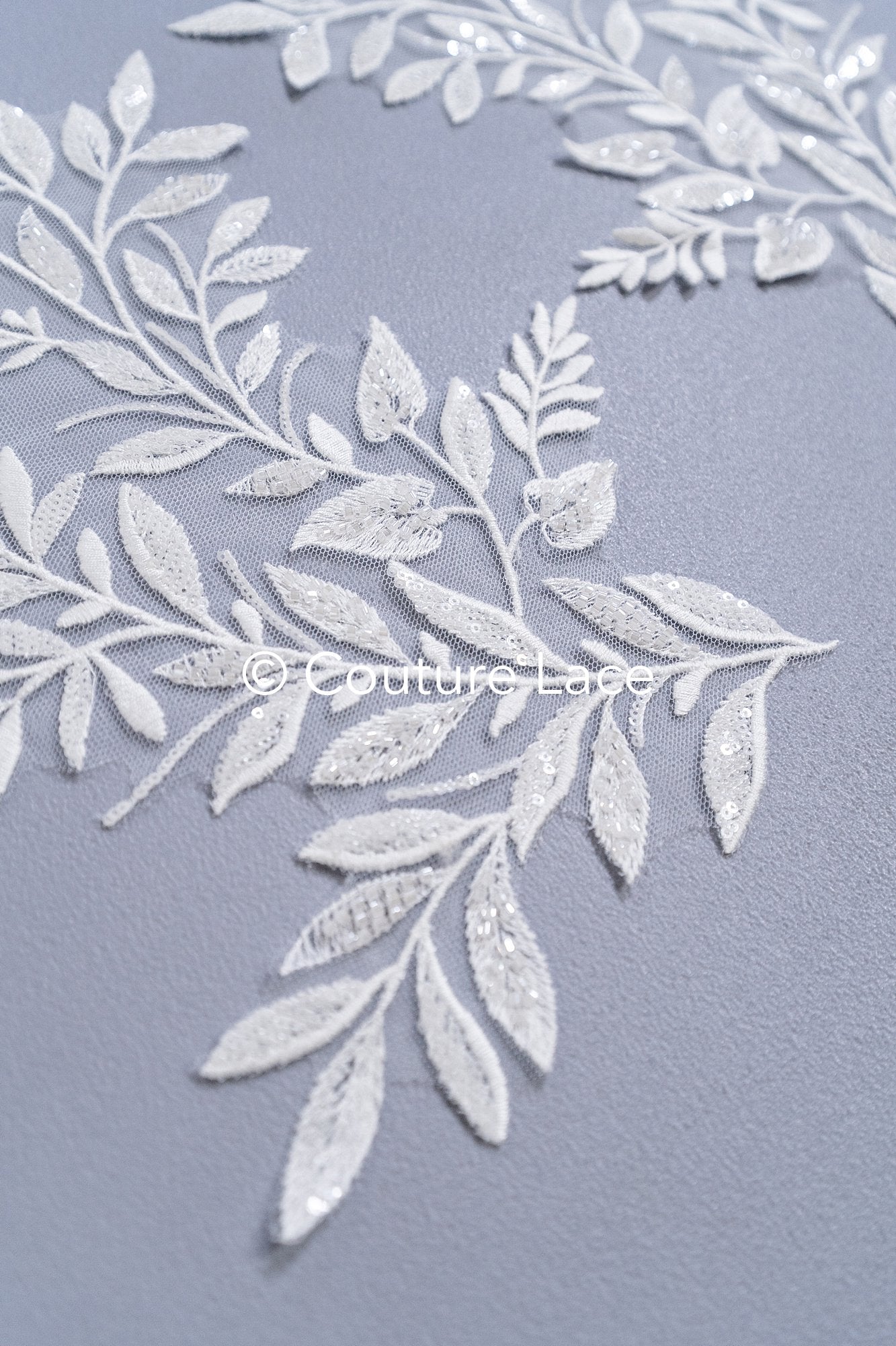 Applikation mit Perlen & Pailletten/ Hochzeitskleid Spitzenapplikation/ Braut Applikation// A24-002