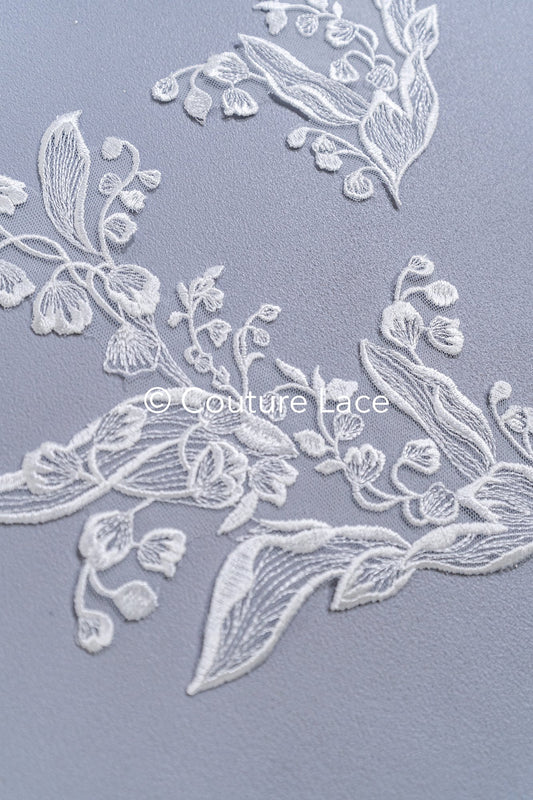 bestickte Applikation für Brautkleid/ Hochzeitskleid Spitzenapplikation/ Braut Spitzeh-Applikation// A24-005