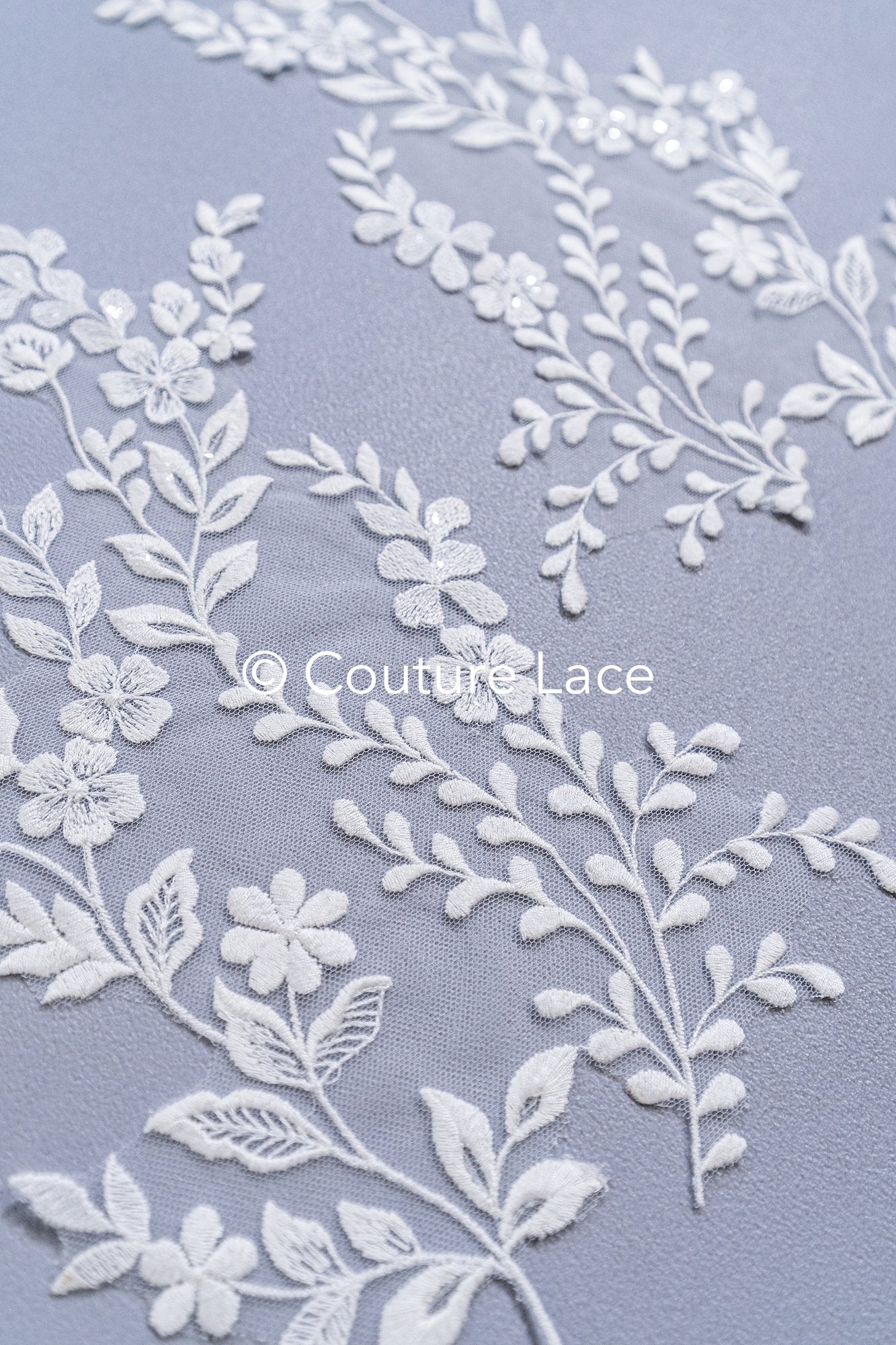 Romantische Applikation weiß / florale Hochzeitskleid Spitzenapplikation mit Pailletten/ Braut Applikation// A24-170