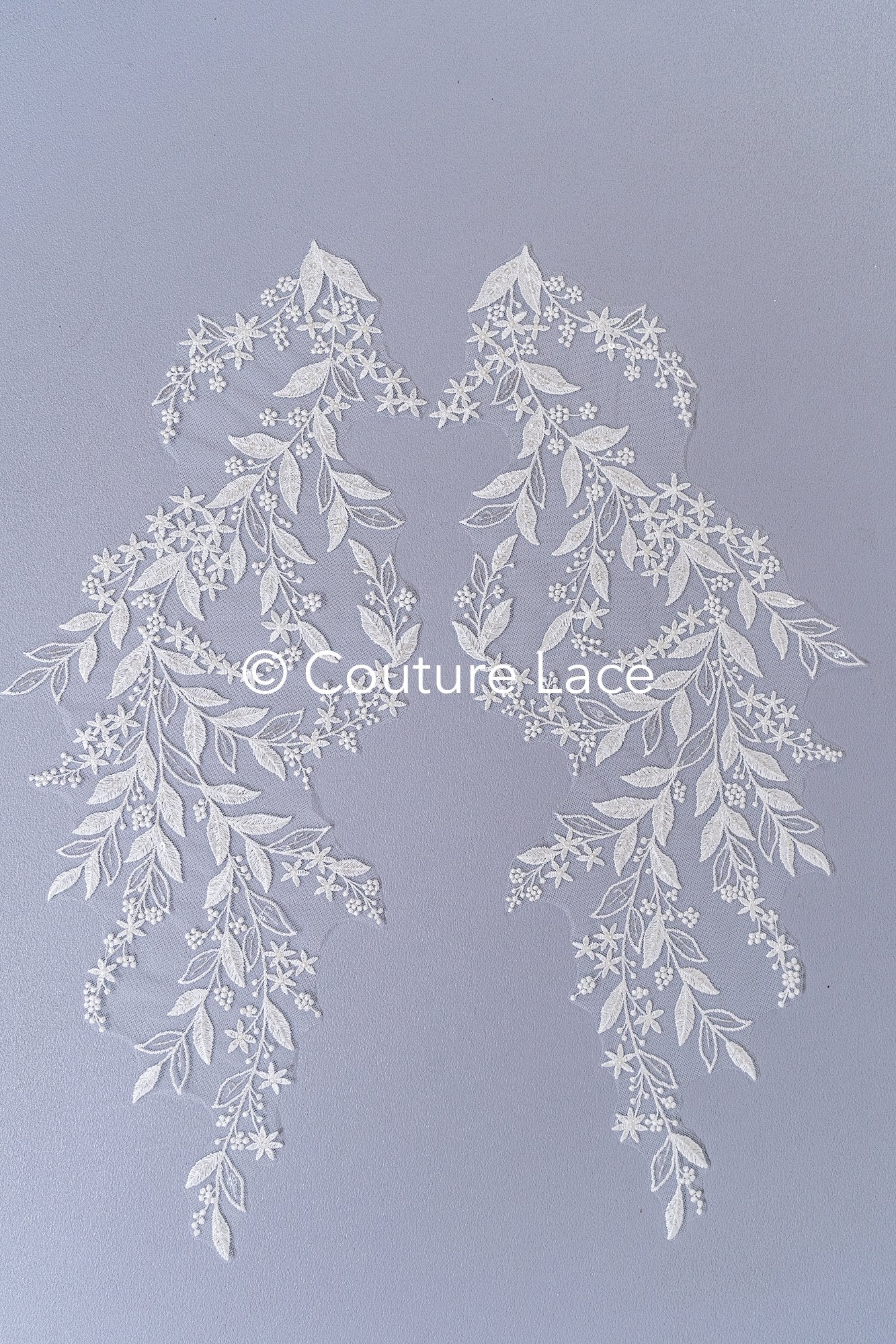 Romantische Applikation off-white/ Brautapplikation mit Blumen/ Brautkleid Spitzenapplikation/ Brautspitze Applikation// A24-371
