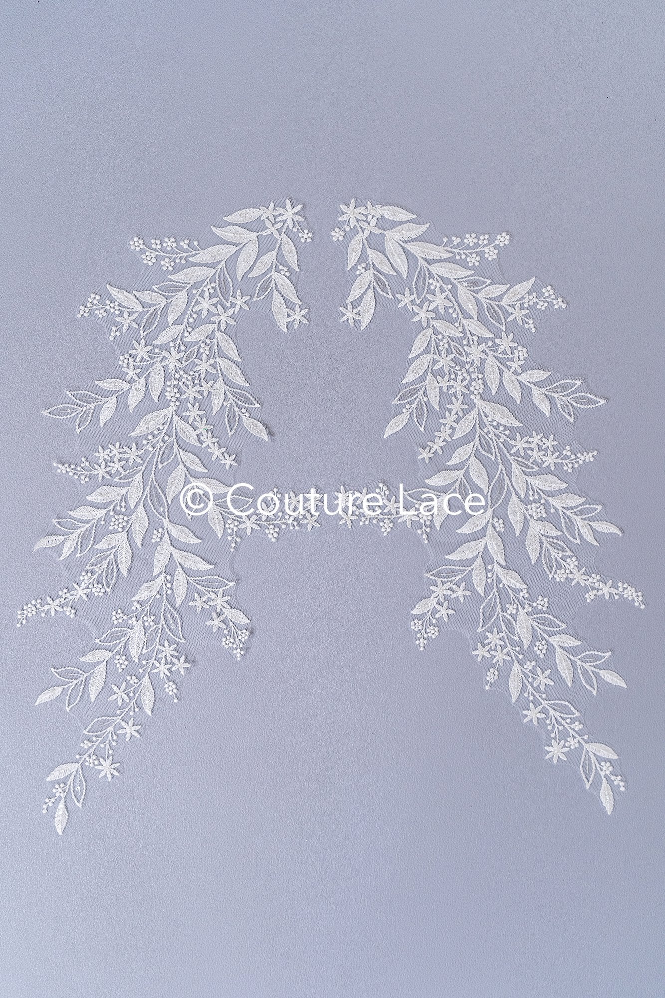 Romantische Applikation off-white/ Brautapplikation mit Blumen/ Brautkleid Spitzenapplikation/ Brautspitze Applikation// A24-372