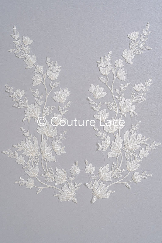 Romantische Applikation off-white/ Brautapplikation mit Blumen/ Brautkleid Spitzenapplikation/ Brautspitze Applikation// A24-376