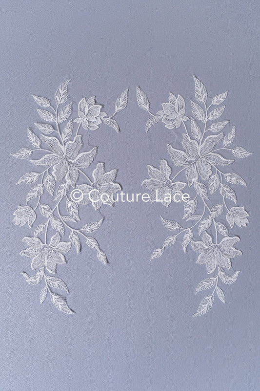 Romantische Applikation off-white/ Brautapplikation mit Perlen & Pailletten/ Brautkleid Spitzenapplikation/ Blumen Brautspitze Applikation// A24-379