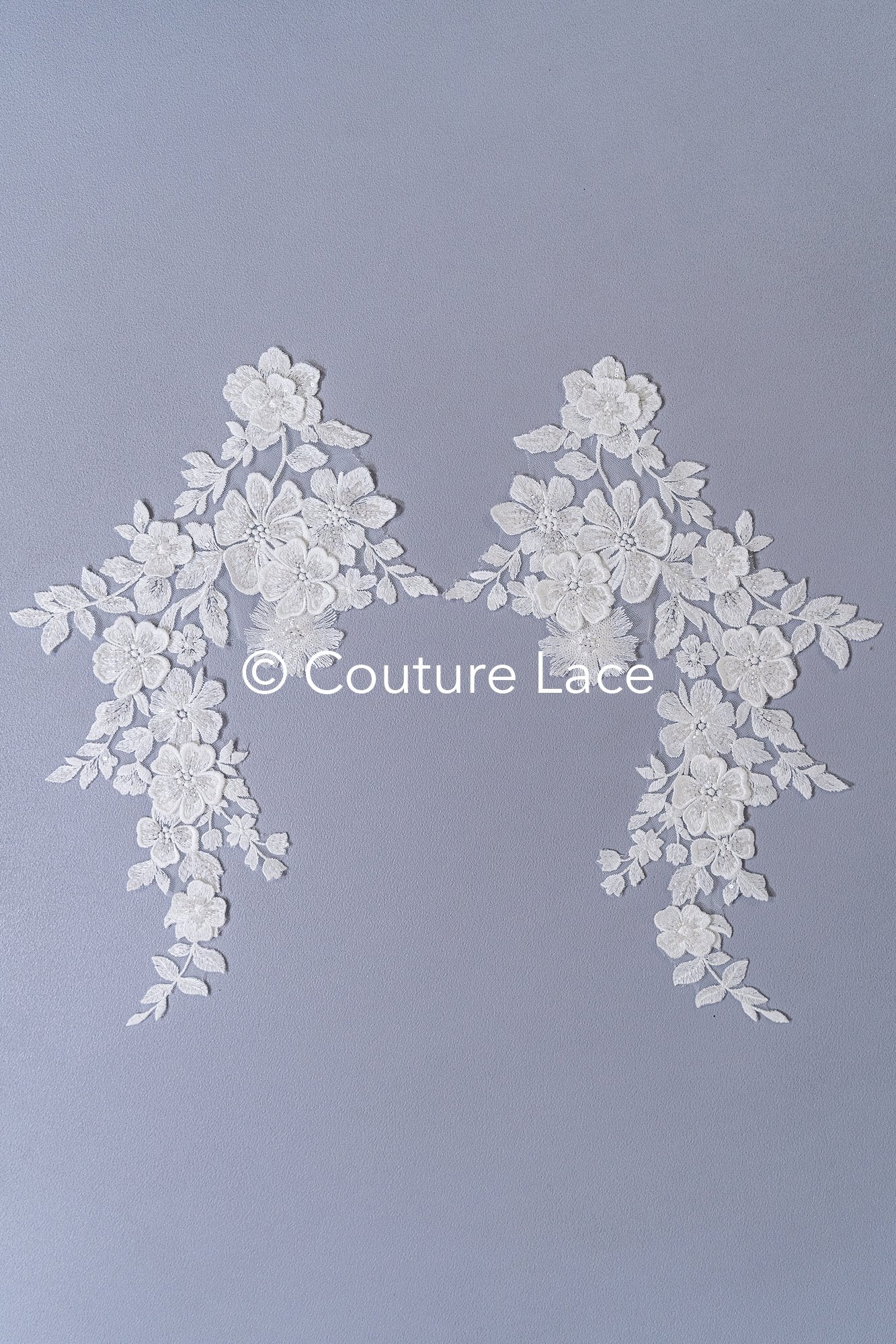 Romantische Applikation off-white/ Brautapplikation mit 3D Blumen & Perlen/ Brautkleid Spitzenapplikation/ Blumen Brautspitze Applikation// A24-385