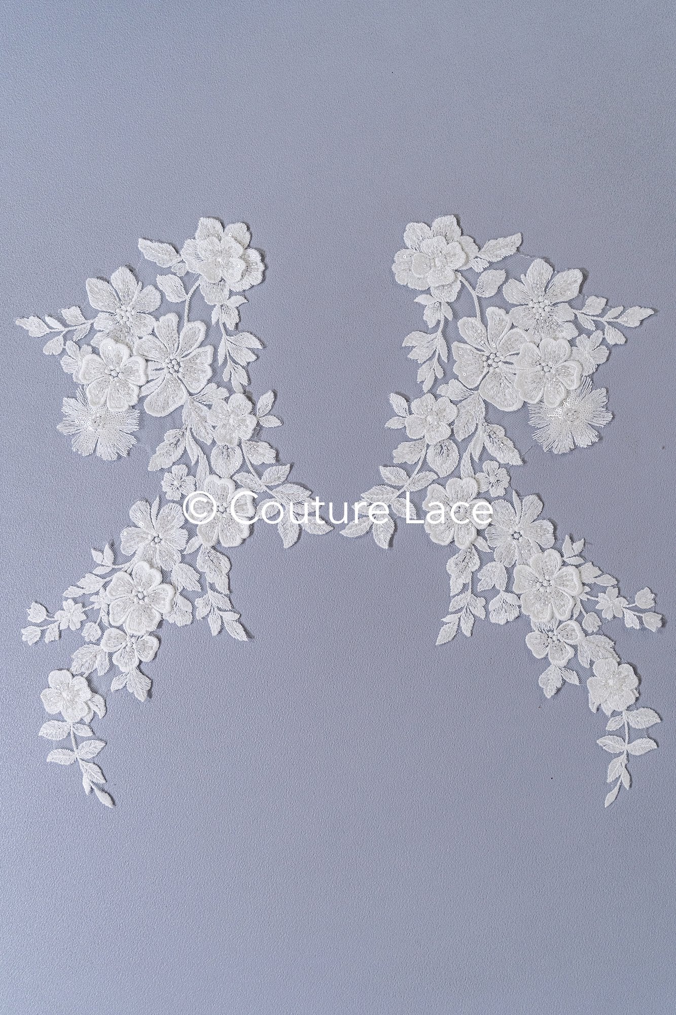 Romantische Applikation off-white/ Brautapplikation mit 3D Blumen & Perlen/ Brautkleid Spitzenapplikation/ Blumen Brautspitze Applikation// A24-385