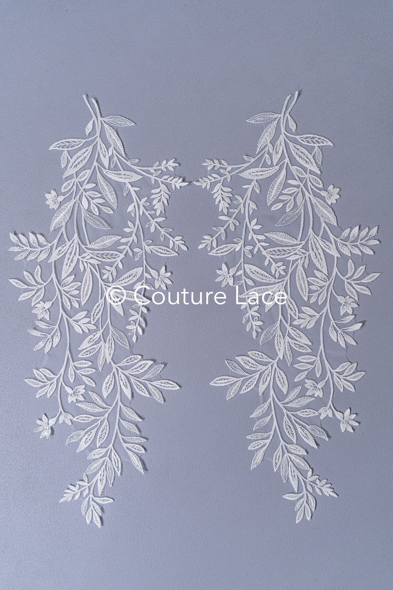 Romantische Applikation off-white/ Brautapplikation mit Blumen & Pailletten/ Brautkleid Spitzenapplikation/ Blumen Brautspitze Applikation// A24-386