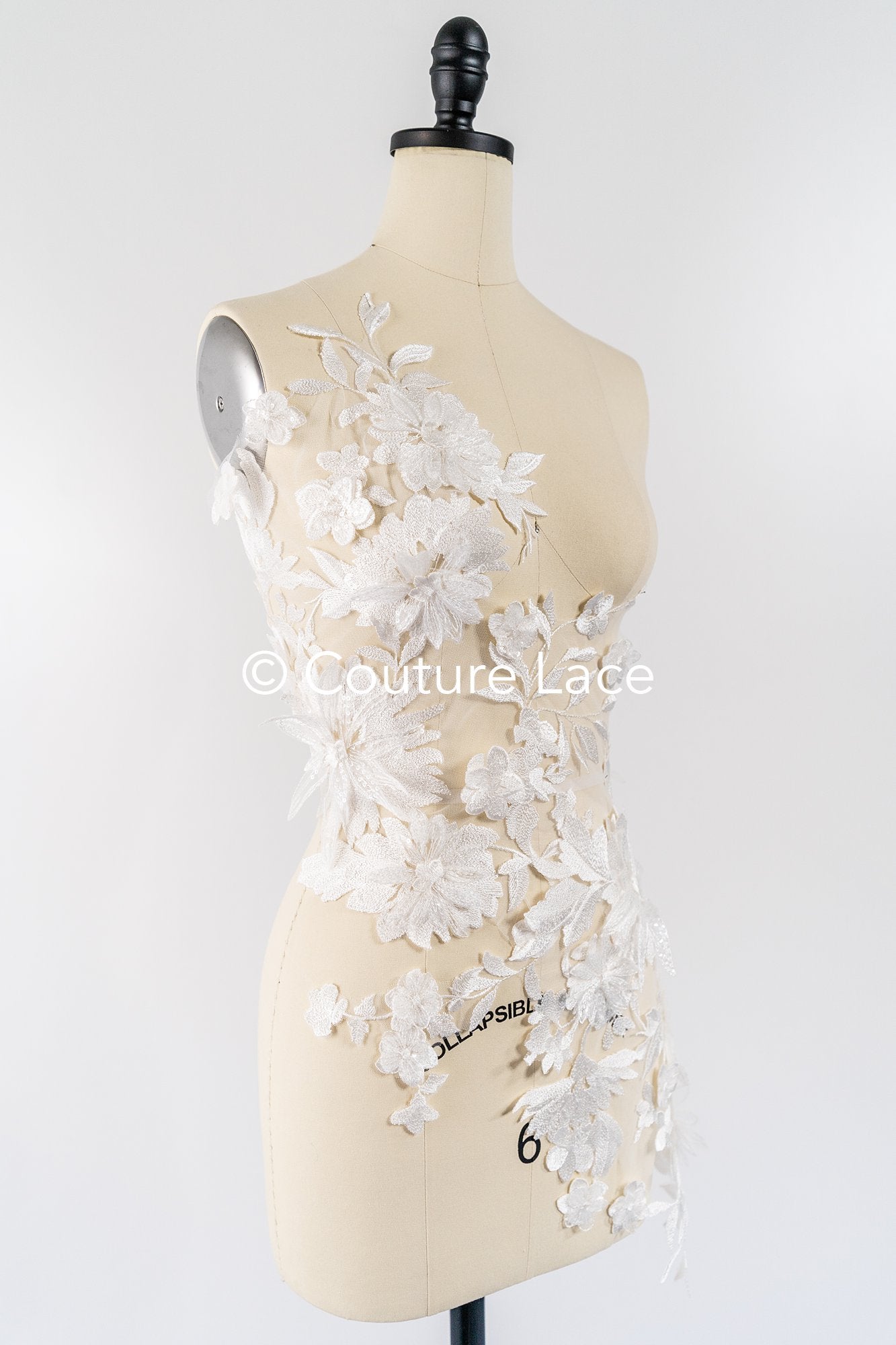 Elegante Braut-Spitzenapplikation/ einzigartige Brautkleid-Verzierungen für Ihren großen Tag// A24-388
