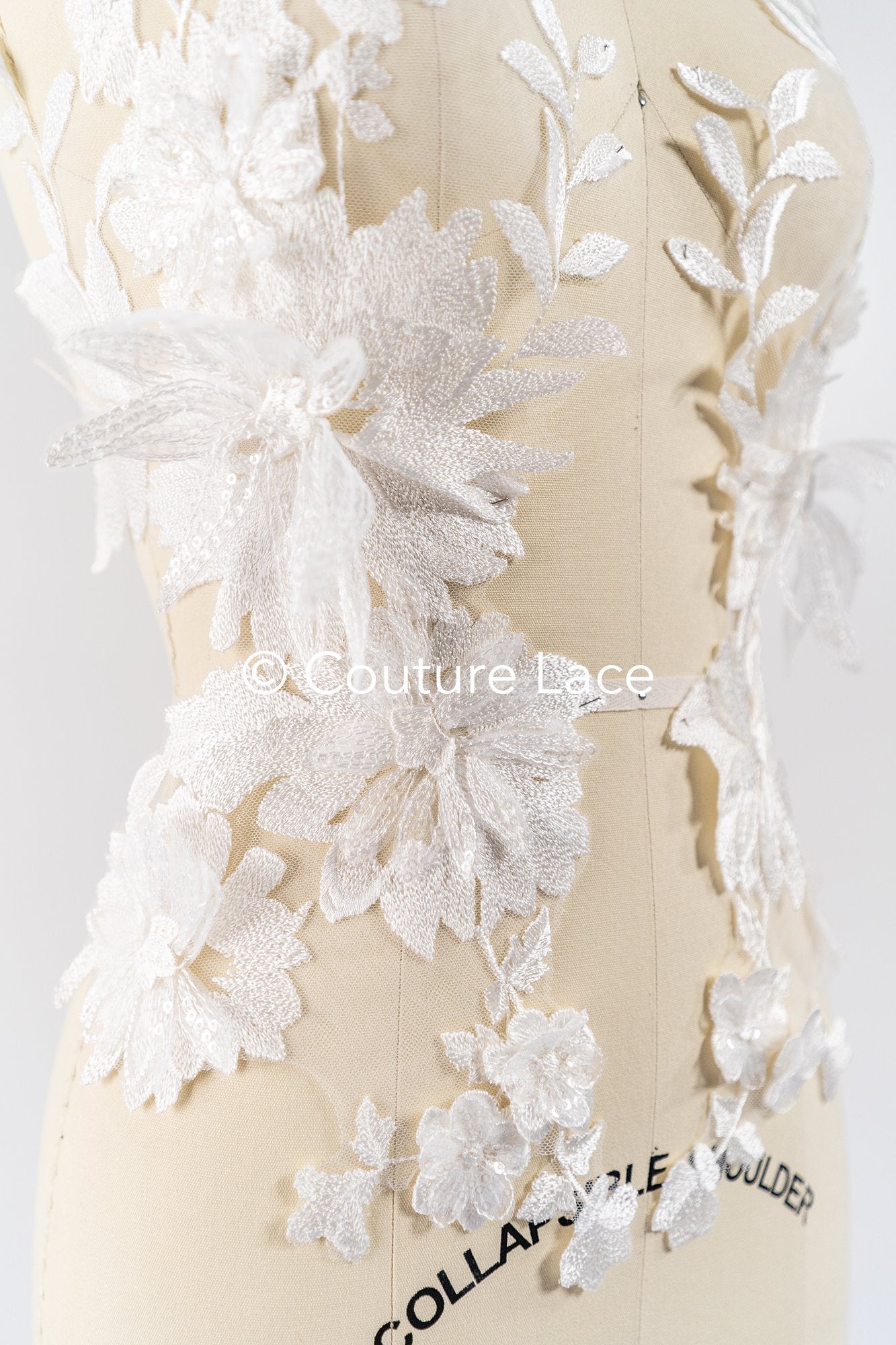 Brautspitzenapplikationen mit 3D Blumen/ Brautkleid Spitzenverzierungen mit Perlen// A24-389