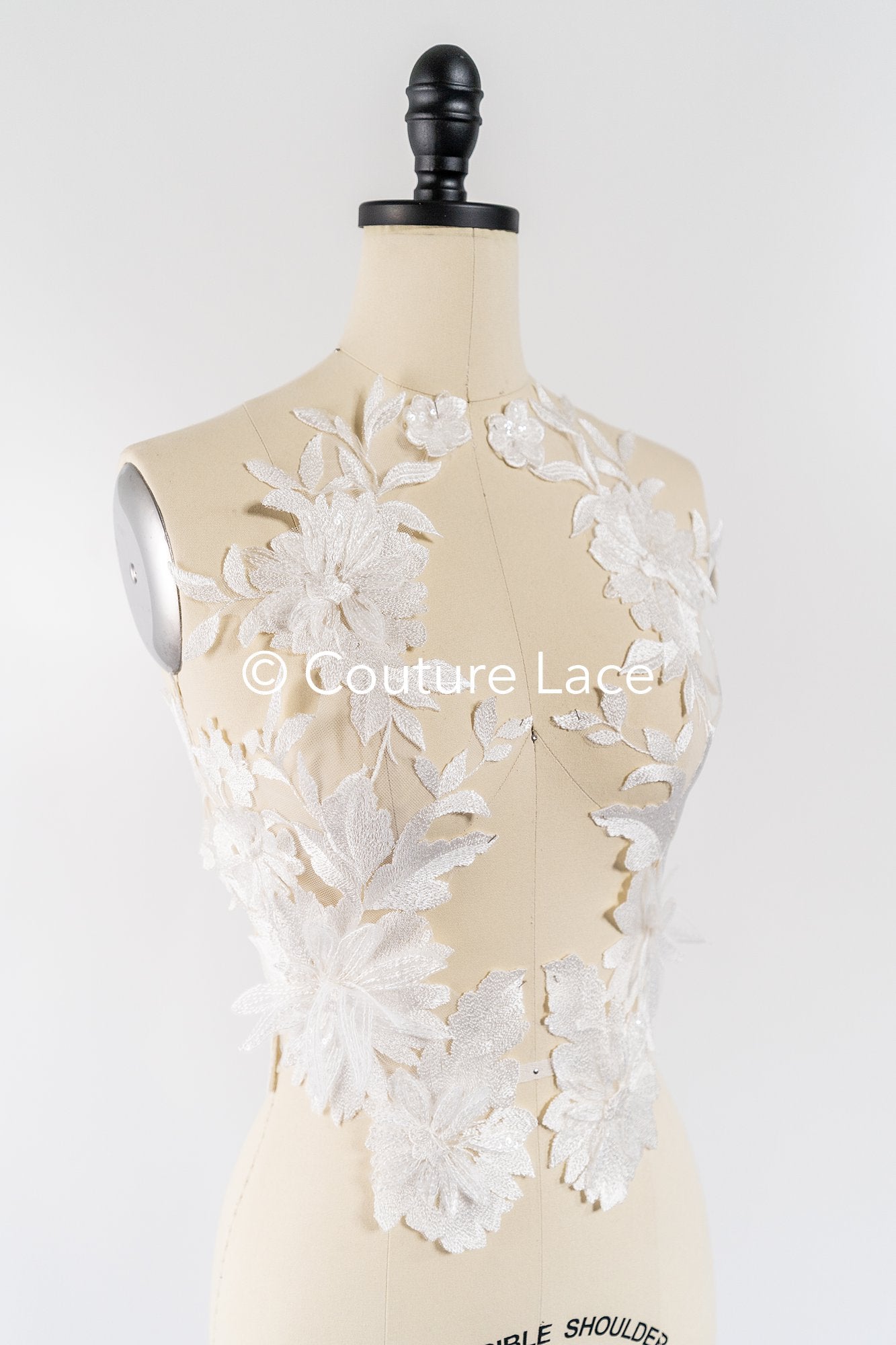 Elegante Braut-Spitzenapplikation/ einzigartige Brautkleid-Verzierungen für Ihren großen Tag// A24-390