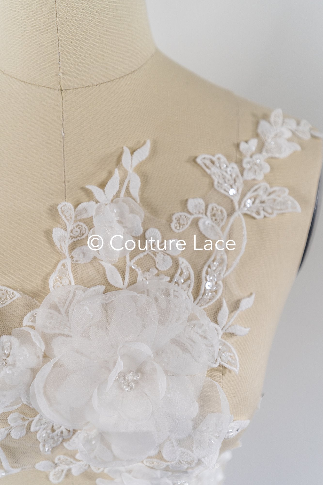 3D flower appliqués for wedding dresses/ wedding dress lace flowers // A25-484