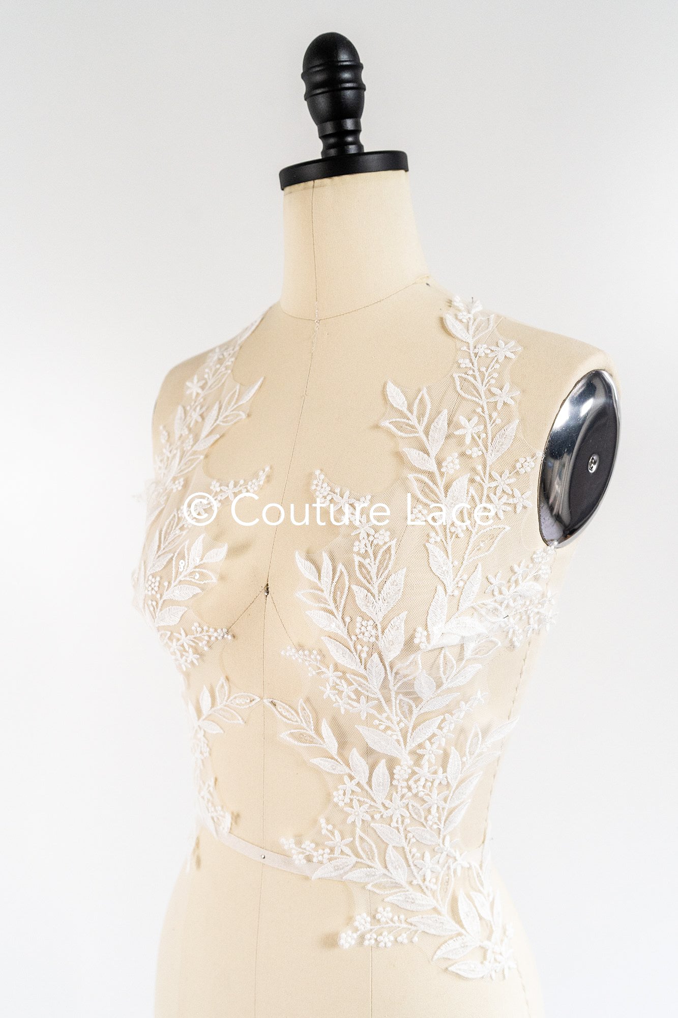 Romantische Applikation off-white/ Brautapplikation mit Blumen/ Brautkleid Spitzenapplikation/ Brautspitze Applikation// A24-372