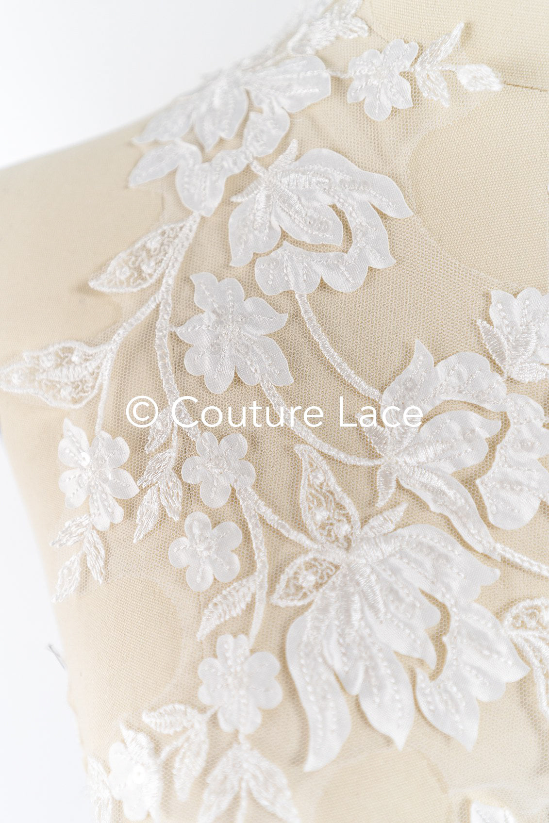 Romantische Applikation off-white/ Brautapplikation mit Blumen/ Brautkleid Spitzenapplikation/ Brautspitze Applikation// A24-377