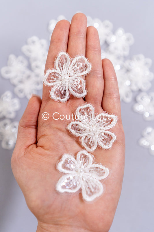 50Stk. Spitzenblumen zum Aufnähen/ 3D Blumen Spitzenapplikation/ Hochzeitskleid Spitzenapplikation/ Braut Spitze// A26-456