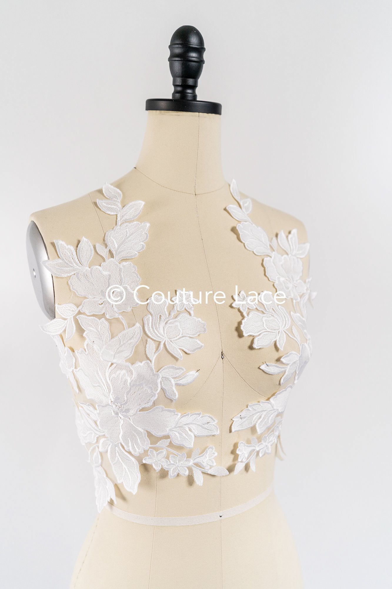 Elegante Braut-Spitzenapplikation/ einzigartige Brautkleid-Verzierungen für Ihren großen Tag// A24-463