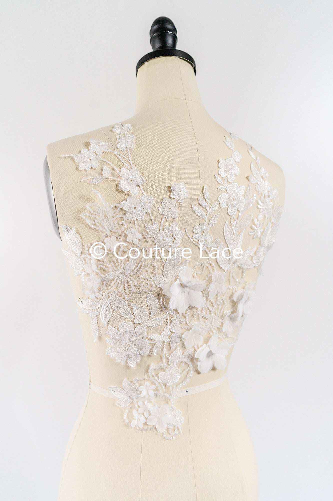 Brautspitzenapplikationen mit 3D Blumen/ Brautkleid Spitzenverzierungen mit Perlen// A24-466