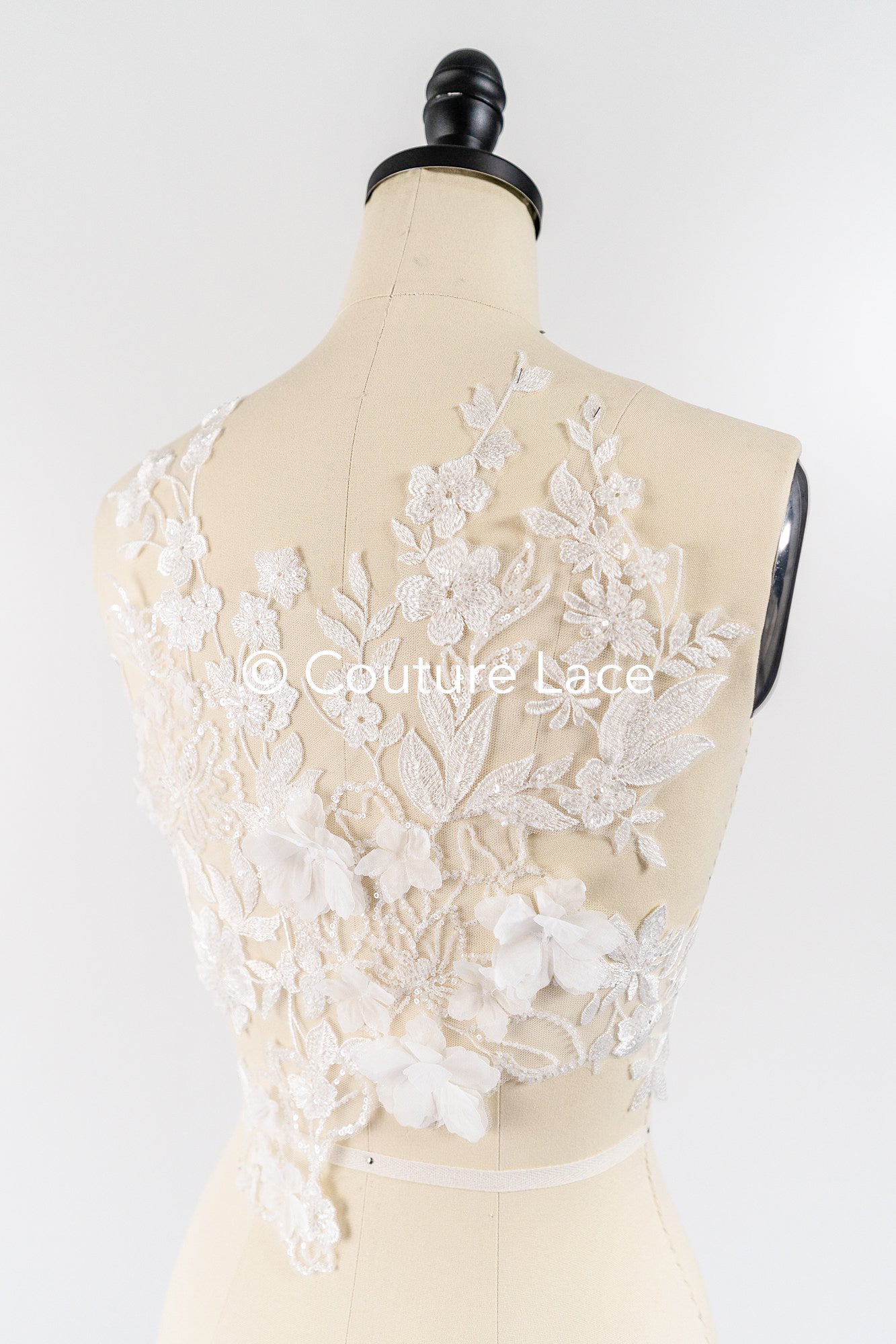 Brautspitzenapplikationen mit 3D Blumen/ Brautkleid Spitzenverzierungen mit Perlen// A24-466