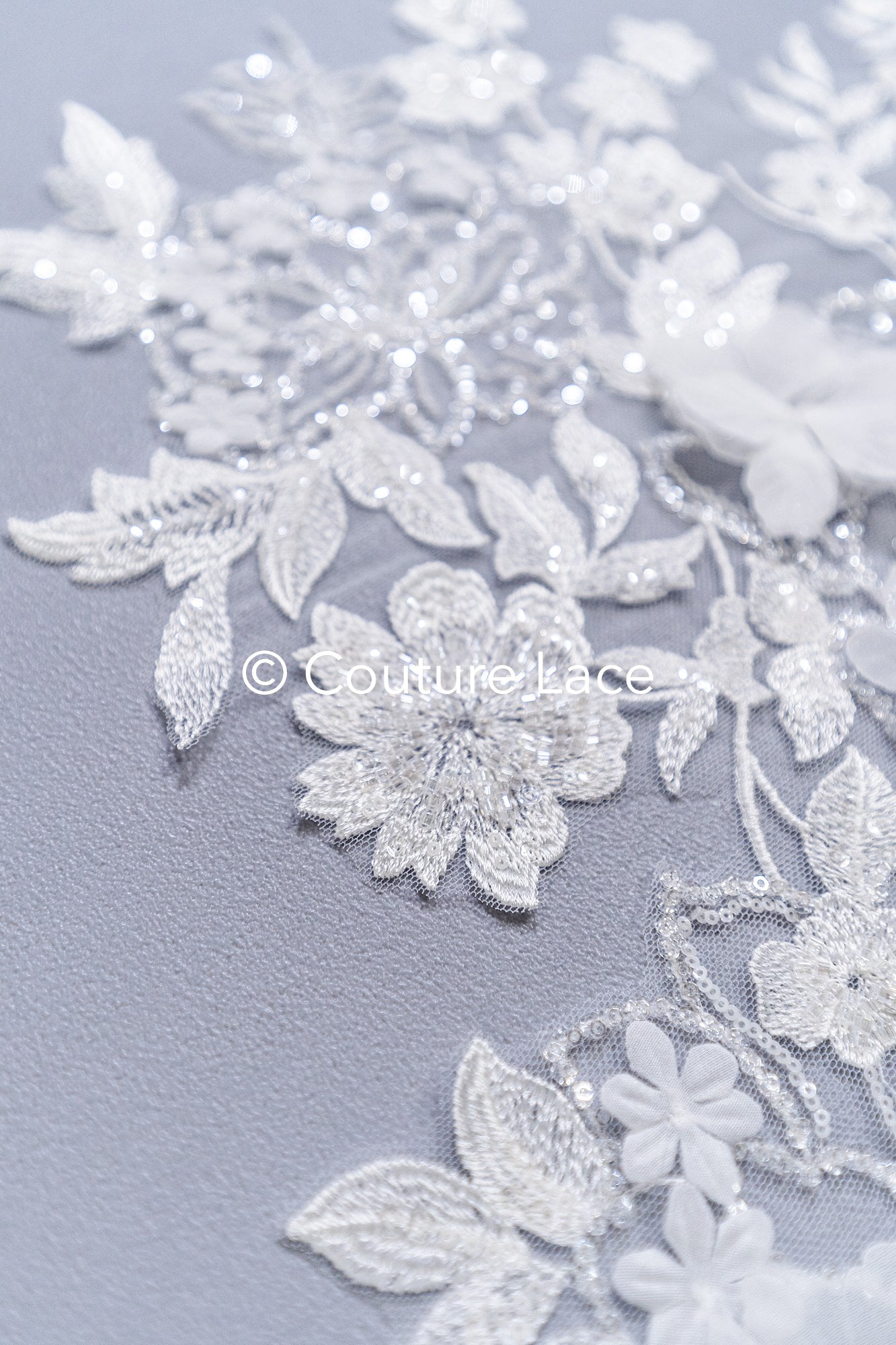Brautspitzenapplikationen mit 3D Blumen/ Brautkleid Spitzenverzierungen mit Perlen// A24-466